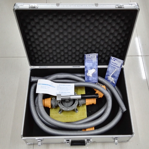 GUZZLER手动隔膜抽吸泵B 